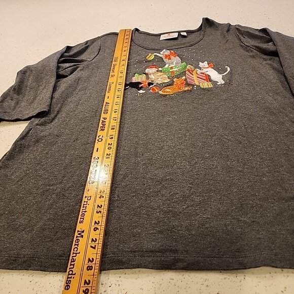 Quacker Factory Top Womens 2X gray cats Christmas presents Holiday Festive - Picture 4 of 6